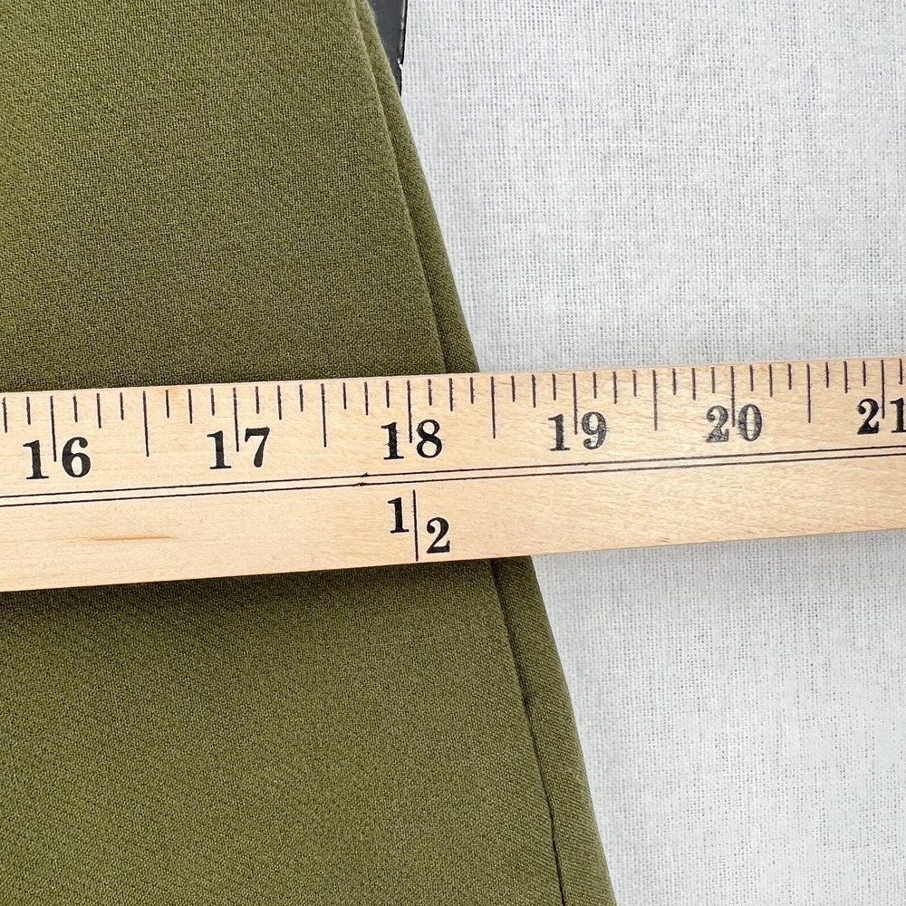 ALICE + OLIVIA Shorts Womens 6 Olive Green Cady High Waist Clean Short NWT - Picture 14 of 16